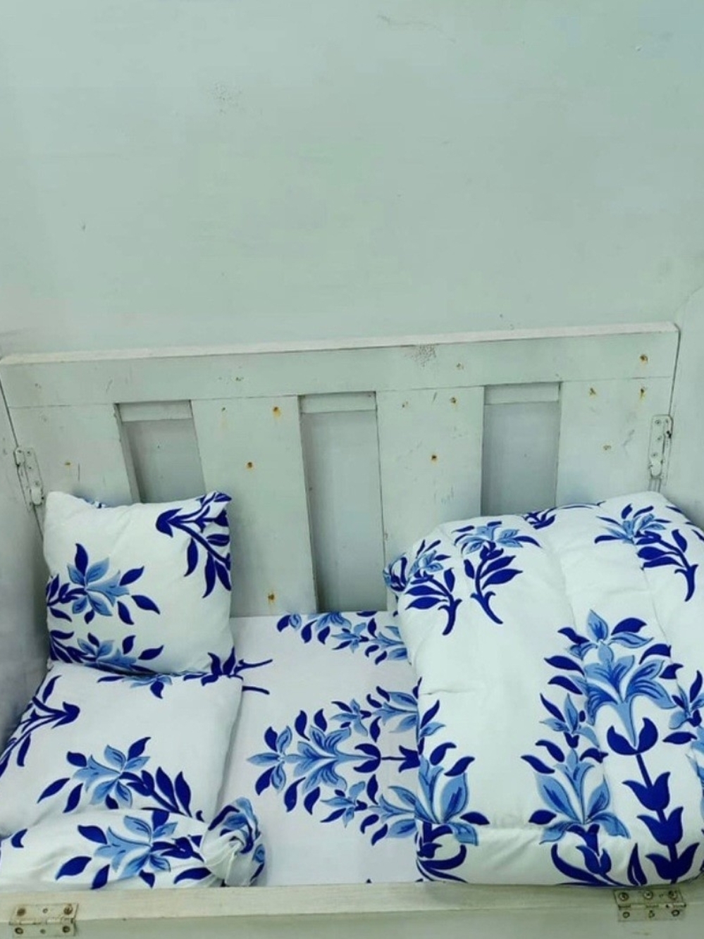Baby Cot Duvet Set with Blue Floral Print - Home Bedding